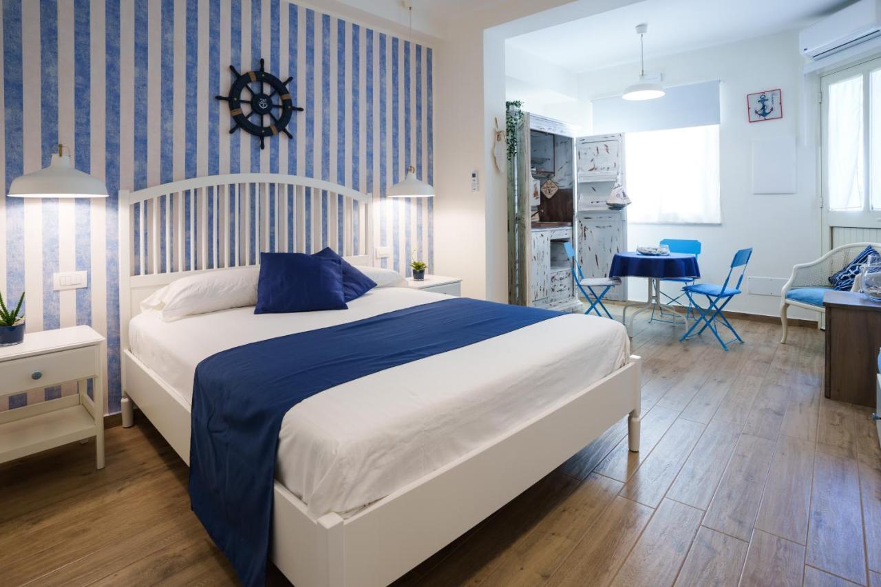Quattro Torri B&B Santa Teresa Di Riva Buitenkant foto