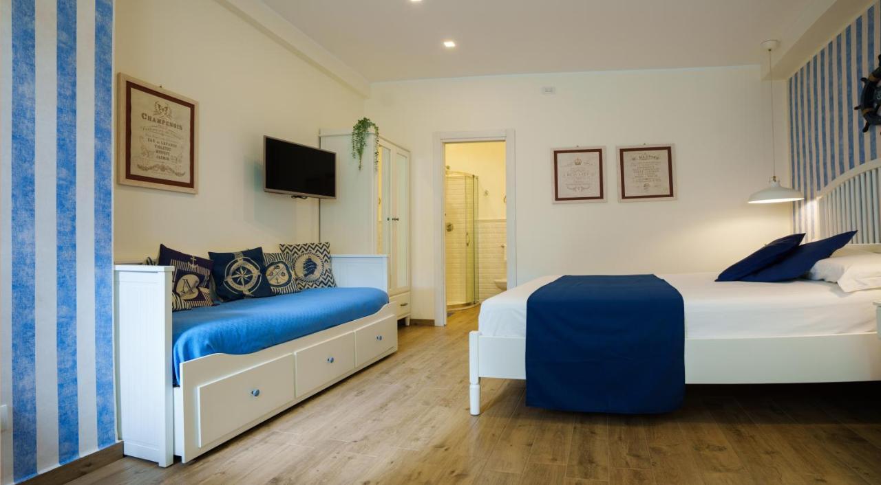 Quattro Torri B&B Santa Teresa Di Riva Buitenkant foto