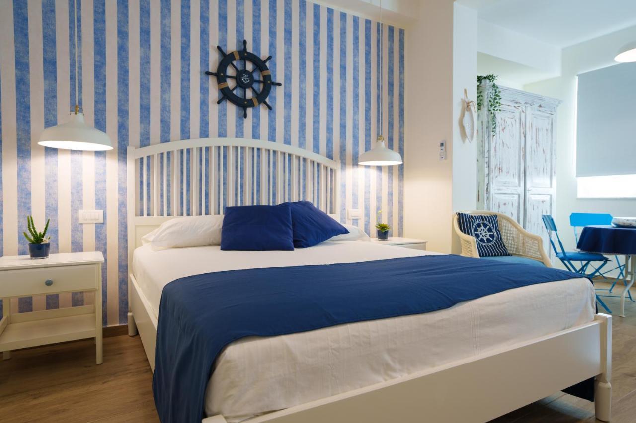 Quattro Torri B&B Santa Teresa Di Riva Buitenkant foto