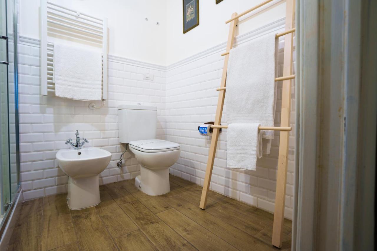 Quattro Torri B&B Santa Teresa Di Riva Buitenkant foto