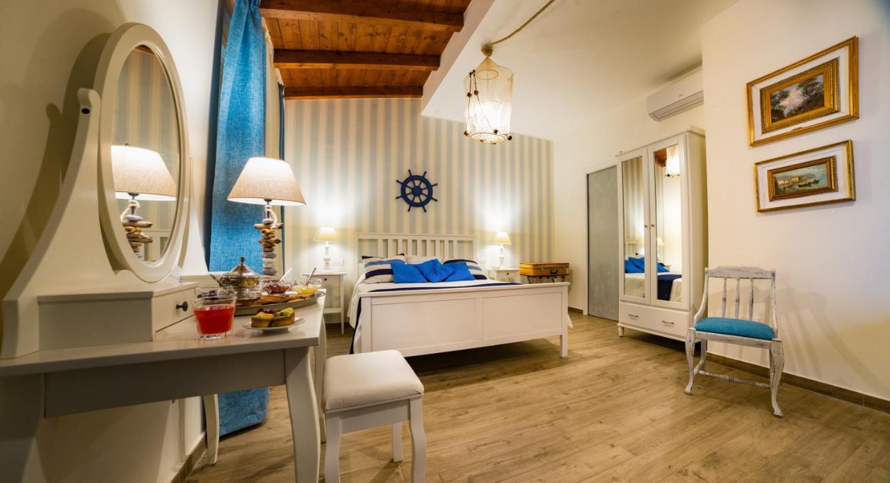 Quattro Torri B&B Santa Teresa Di Riva Buitenkant foto