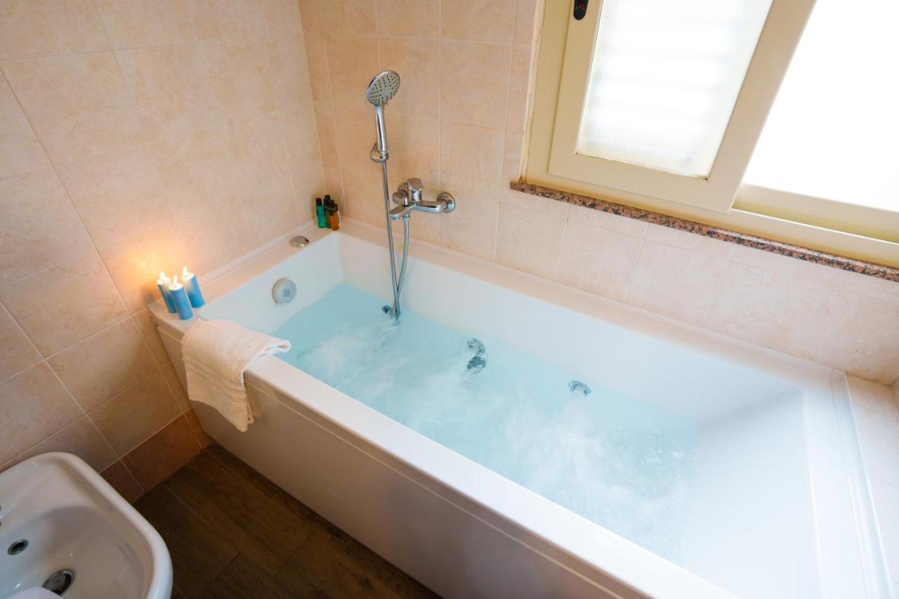 Quattro Torri B&B Santa Teresa Di Riva Buitenkant foto